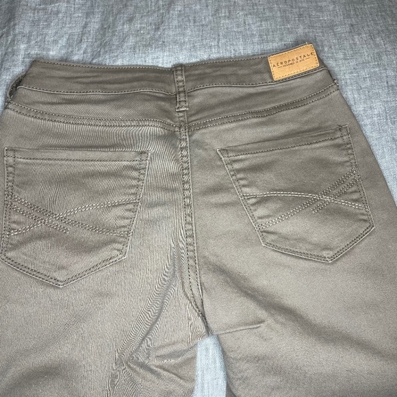 Aeropostale High Waisted Jegging Size 0 Taupe Clay color - Picture 2 of 6